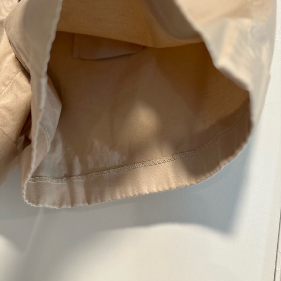 White House Black Market sz: 14 Tan cotton/ Spandex. Slight Sheen. Shorts. - Picture 11 of 14